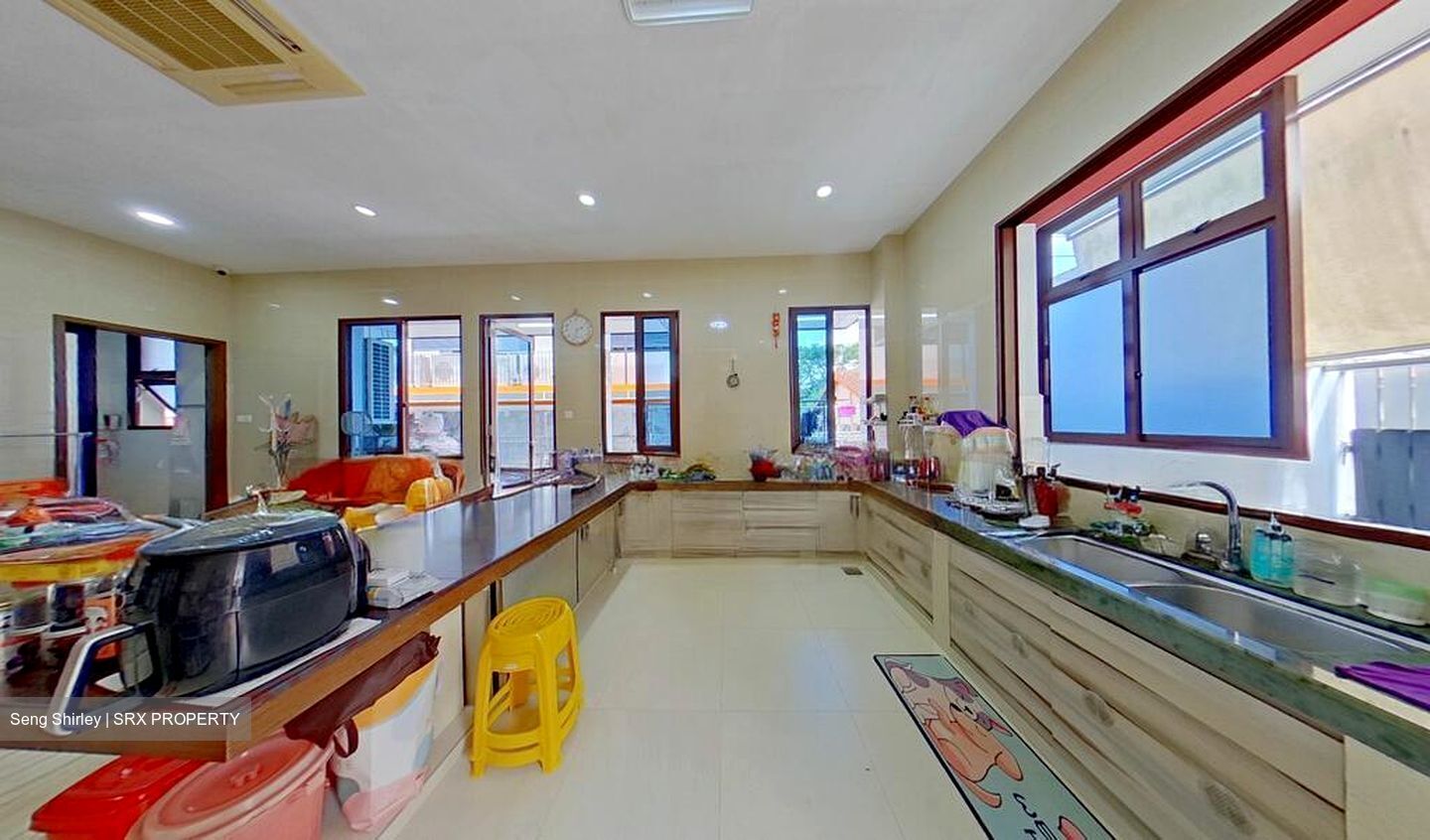 Turf Club Avenue (D25), Semi-Detached #497645311